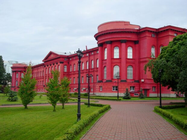Київський університет як і раніше залишається без голови
