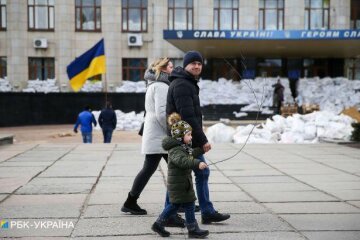 Евакуація з Сум призупинена. За маршрутом зеленого коридору почалася стрілянина