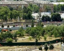 Демонтаж паркану у парку Малишка: місто намагається не допустити скандальне будівництво