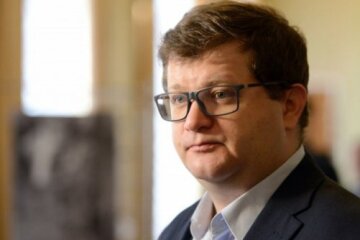 Нардепа обікрали на вокзалі