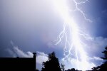 ДСНС оголосила штормове попередження по всій Україні