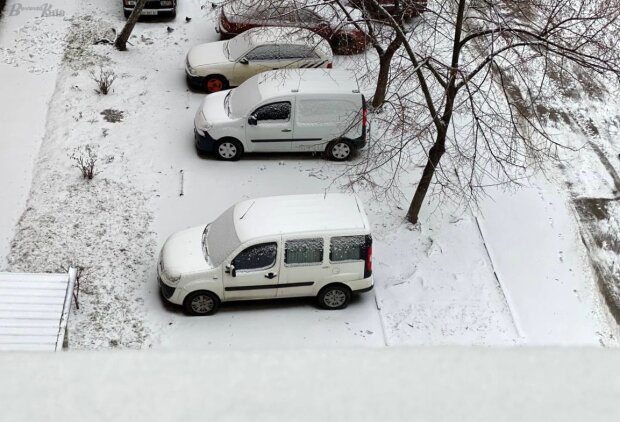 У Києві випав сніг. Є обмеження руху