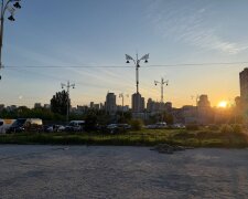 Біля столичного Центрального залізничного вокзалу у Києва почали ландшафтну трансформацію