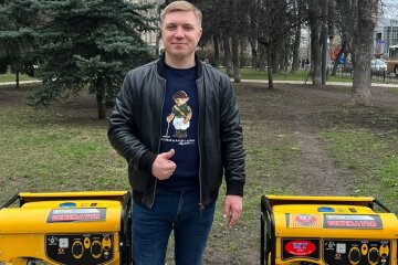 Київські волонтери надали ЗСУ два генератори ті ударний дрон