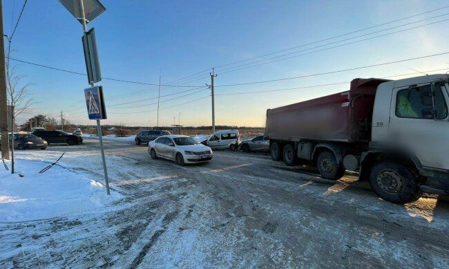 У Бучі сталася аварія за участю п’яти автомобілів
