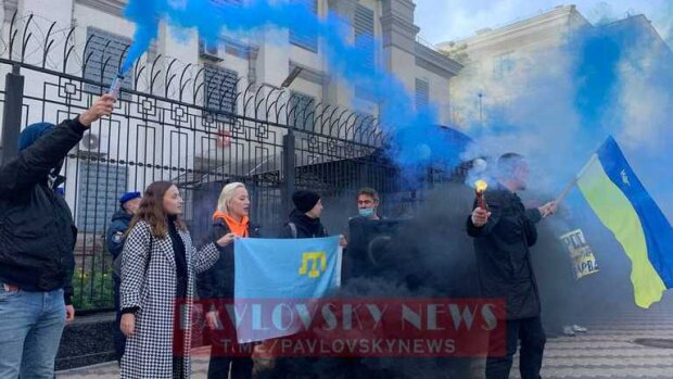 Під посольством Росії відбулася акція на підтримку бранців Кремля