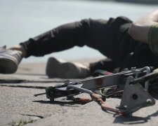 У Києві загинув мобілізований громадянин, який вистрибнув з вікна авто під час руху - Київський МТЦК та СП