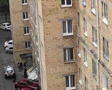 У Києві викладач вишу випав з 9-го поверху гуртожитку