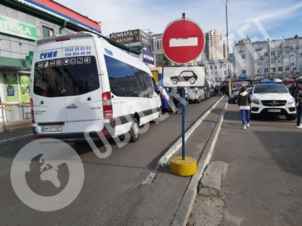 Поліція не випускає маршрутки з автовокзалів Києва без ковід-сертифікатів