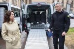 Підтримка на колесах: Київ розширив парк соціального транспорту для дітей з інвалідністю