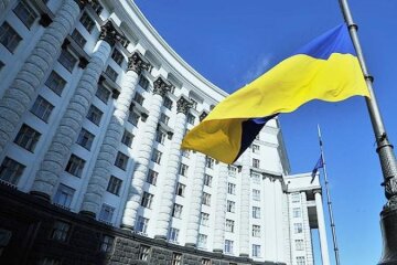 "Очищення Києва": уряд погодив звільнення корупціонерів Кличка та Попка