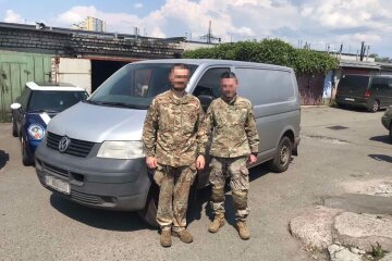 Київські волонтери  допомагають ЗСУ з ремонтом техніки