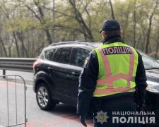 В Києві виставили патрулі біля церков та закрили кладовища