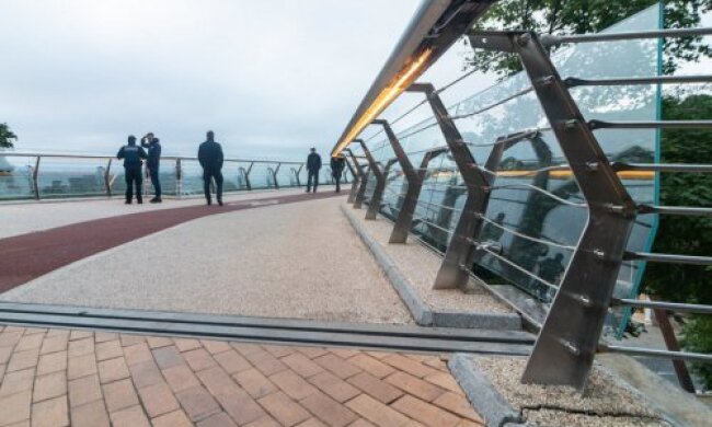 На “мосту Кличка” знайшли нові пошкодження