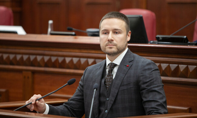 Заступник голови КМДА Володимир Слончак побив патрульного, що зупинив його авто