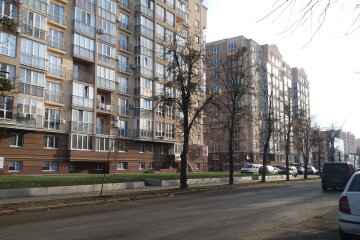 Квартири, що роздавали Зеленський та Кличко постраждалим від вибуху на Позняках, – від ЖК, який будується в Феофанії незаконно