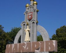 У Макарові на Київщині знайшли тіла 132 розстріляних людей