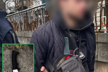 Божевільний в столиці кидався на перехожих з ножем і відбирав речі