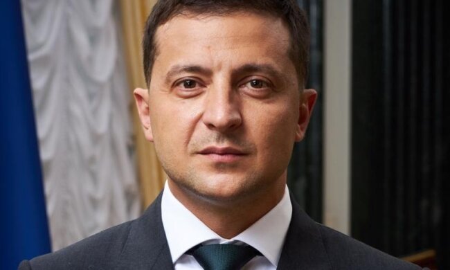 Верховний Суд зобов’язав Зеленського спілкуватися українською мовою