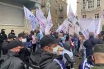 Учасники акції протесту в Києві попросили Блінкена про допомогу (відео)