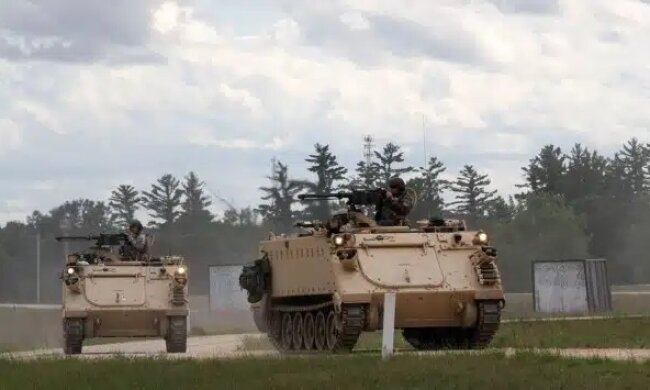 Іспанія відправить Україні 20 бронетранспортерів