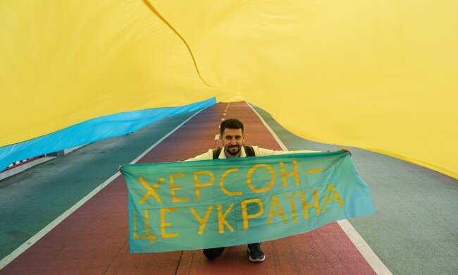 Херсон повертається під контроль України, в місто заходять ЗСУ, – ГУР