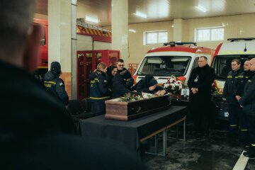 У Києві попрощалися з рятувальником Олександром Зібровим, який мріяв рятувати життя