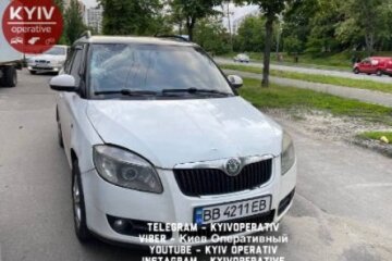 У Києві таксист збив хлопчика