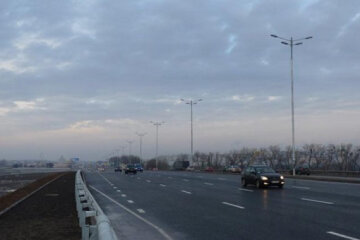 У Києві ремонтують "виснажений" Жулянський шляхопровід