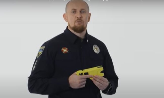 У главу патрульної поліції України вистрілили з електрошокера (відео)