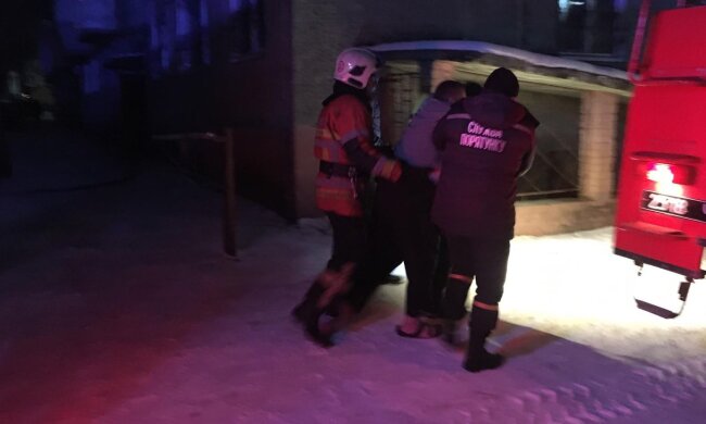 У Фастові з пожежі врятували чоловіка, але він помер у лікарні