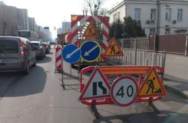 Велике оновлення доріг: у кожному районі Києва працює техніка
