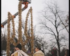У Києві встановлено рекорд з найбільшого тризуба з дідухів в Україні