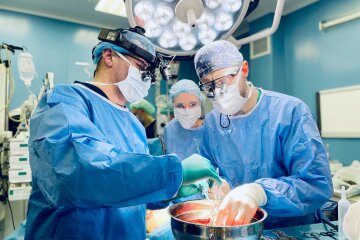 Хірурги Києва вперше в Україні  провели унікальну операцію із розділення донорського органу для двох пацієнтів