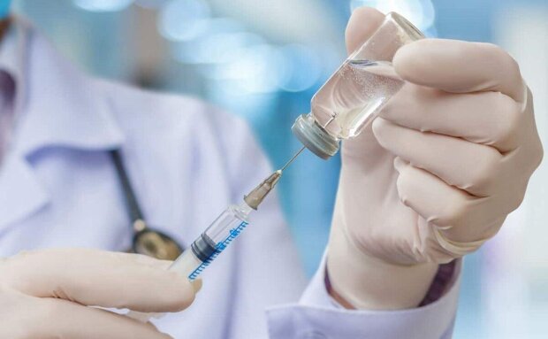 Київ готується приймати вакцину від коронавірусу