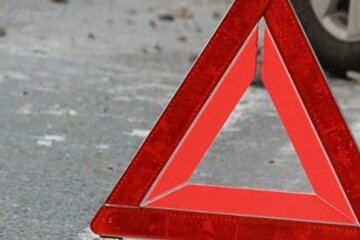 У Київській області зіткнулося три авто: постраждала дитина