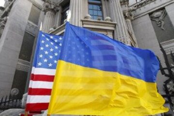 У посольстві США схвалили санкції проти телеканалів Козака