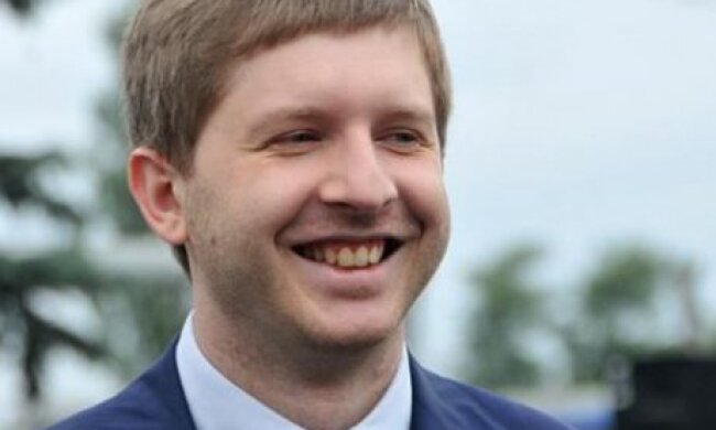 Справа “Роттердам+”: Вовк не збирається повертатися в Україну і хизується фото із США