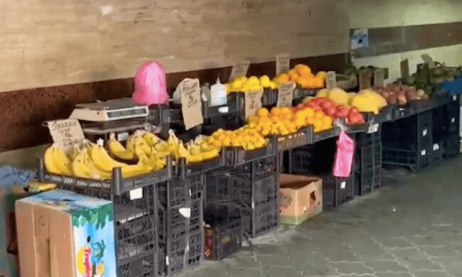 У Києві стихійні торговці порушують по-новому