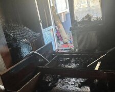 Фатальна звичка: на Київщині 80-річний дідусь згорів у власному домі