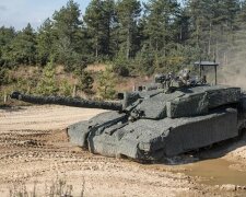 Велика Британія обговорює можливість передачі ЗСУ танків Challenger 2, — Sky News