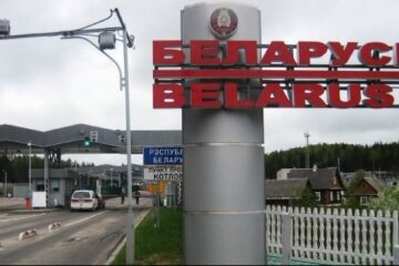 Білорусь перекрила кордон з Україною