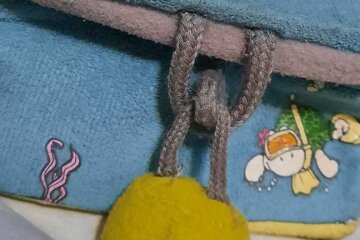 Подарували віру в людей: у Києві 6-річному хлопчику повернули загублену скарбничку