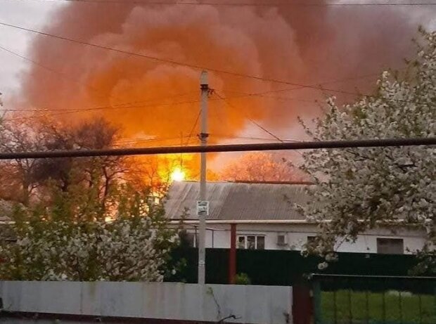 В окупованому Донецьку палає нафтобаза