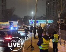 Замах у Києві: невідомі розстріляли іномарку (відео)