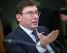 Луценко потролив “слуг народу”: “Курси у Трускавці не закінчував”