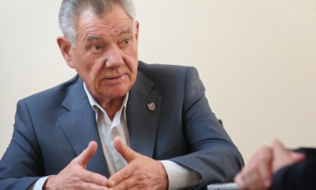 Кияни мають отримувати муніципальну пенсію – Омельченко