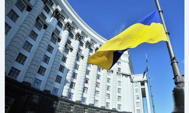 "Очищення Києва": уряд погодив звільнення корупціонерів Кличка та Попка