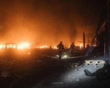Ворожий обстріл ТРЦ у Подільському районі Києва: вісім людей загинули