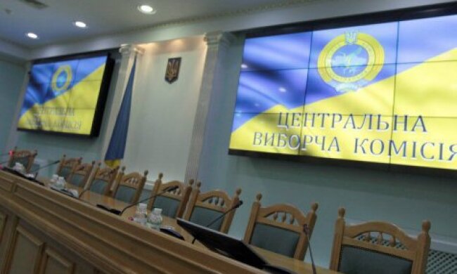 ЦВК знайшла людей з подвійним громадянством в партії Зеленського – назвали кількість